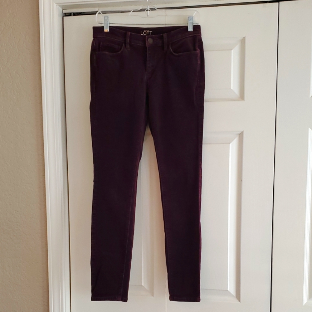 LOFT Burgundy Modern Skinny Cords sz 26/2